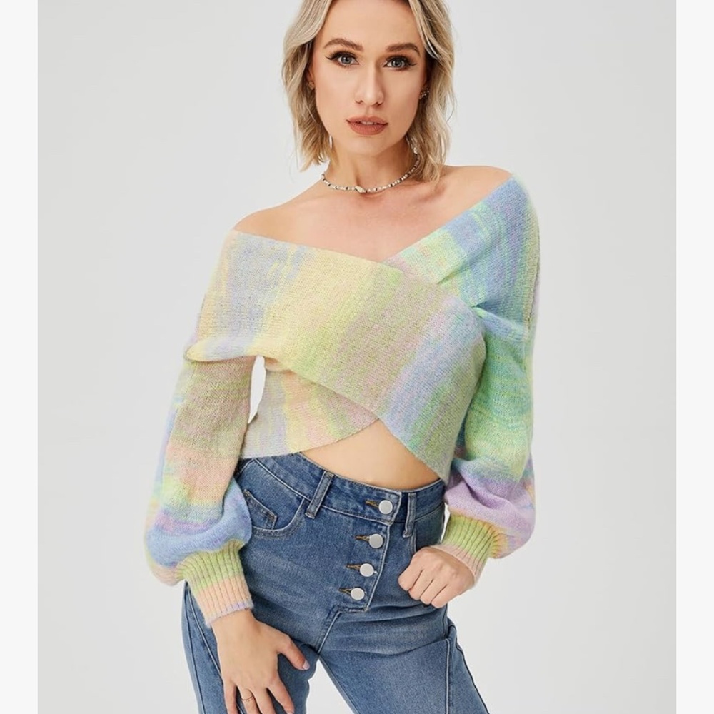 Cute cropped multi color overlap sweater